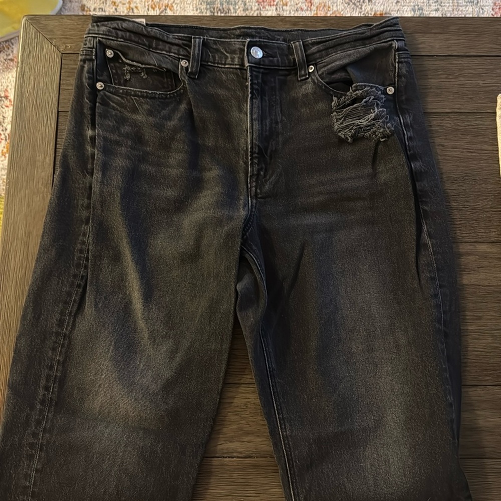 American Eagle Super high rise ankle straight black jeans with some distressed